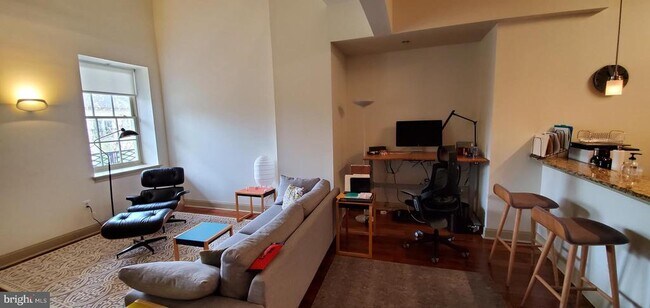 Photo - 1 Academy Cir