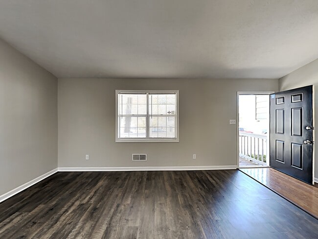 Photo - 624 Pennybrook Ln