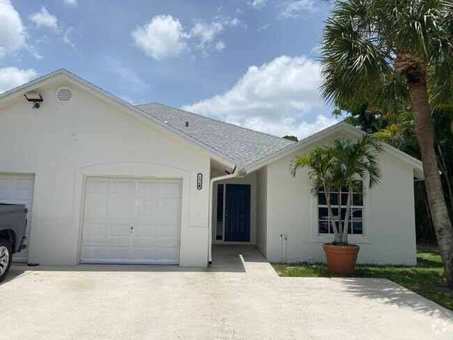 Building Photo - 194 Sparrow Dr Rental