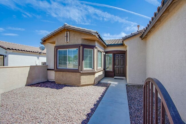 Photo - 29 Blue Sunrise Ave