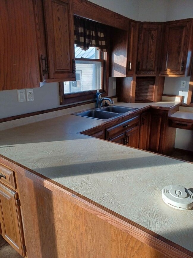 Photo - 20515 Chippendale Ave