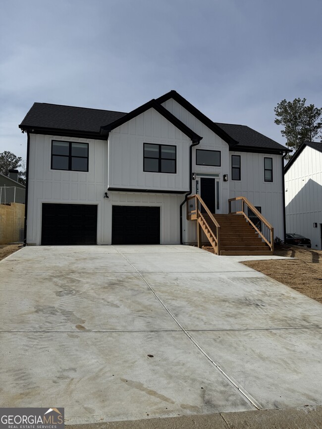 Building Photo - 600 Cole Creek Dr Rental