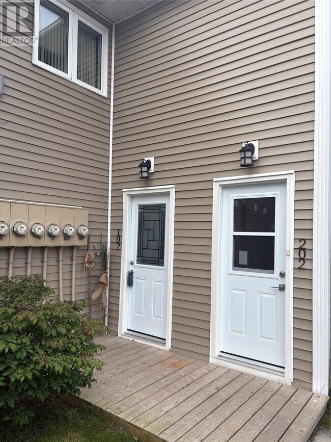 1541 Topsail Rd