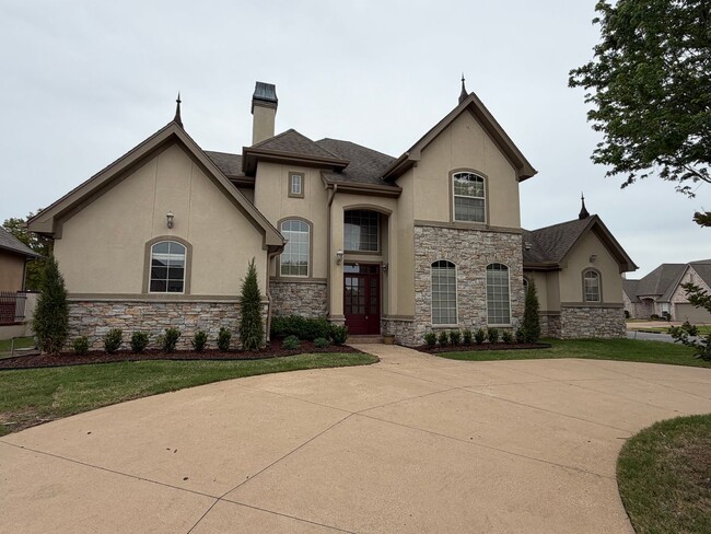Building Photo - Broken Arrow Schools-Gated Community!