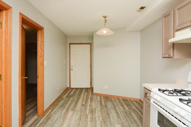 Photo - 1470 W Ohio St Unit J09P