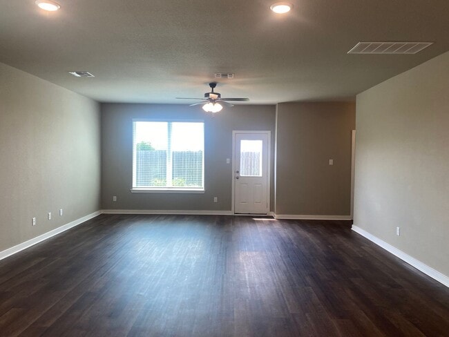 Photo - 3 BEDROOM, PLUS OFFICE, BELTON ISD