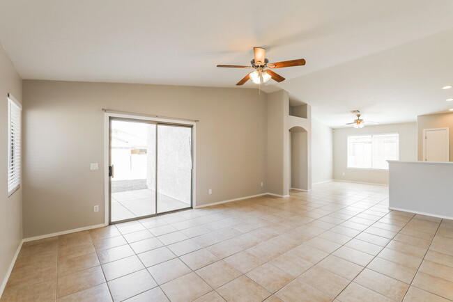 Photo - 4381 Via Rio Azul S