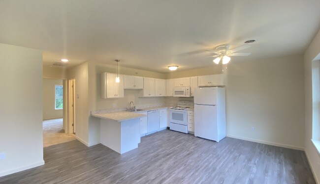 Photo - 2965 W Old State Rd Unidad 204