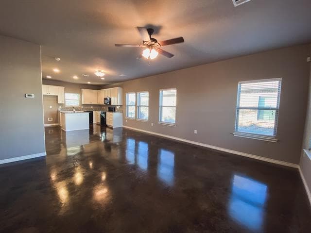 Photo - 221 E Paris St