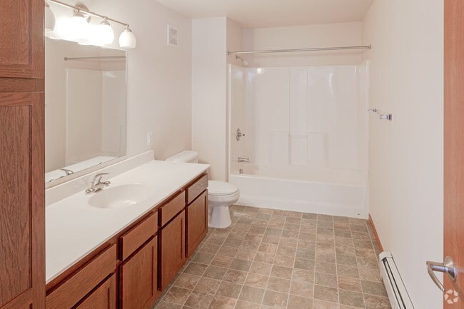2BR, 2BA