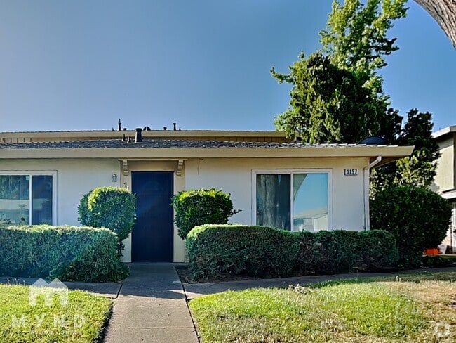 Building Photo - 3157 Occidental Dr Unit 4 Rental