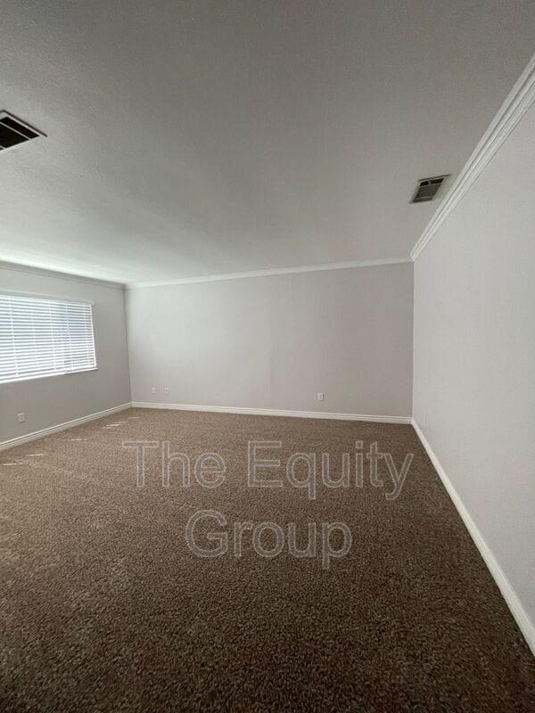 Photo - 708 S Peggy St