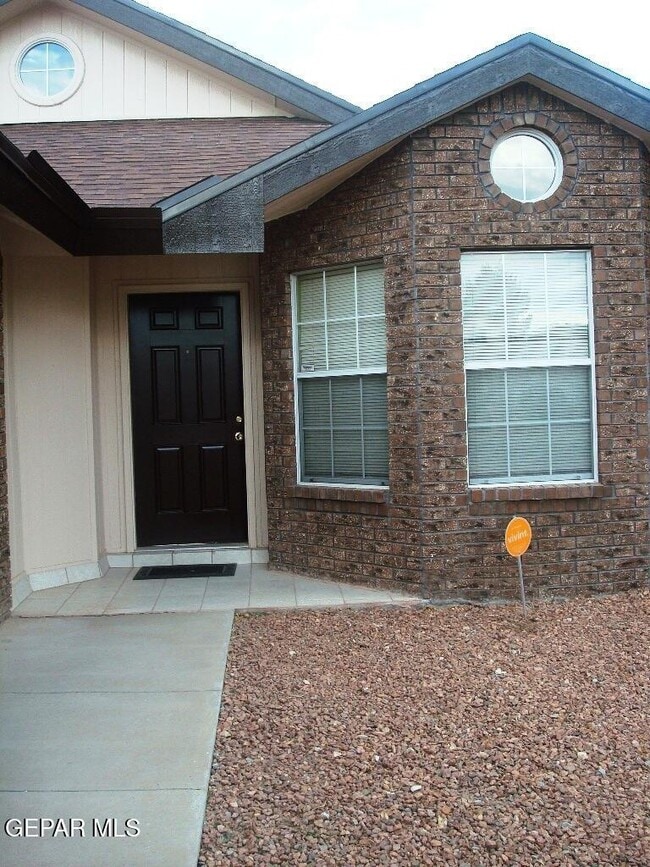 Photo - 1445 Plaza Verde Dr