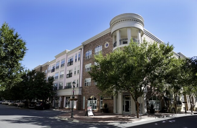 Live Oak Apartments LLC Ashley Square