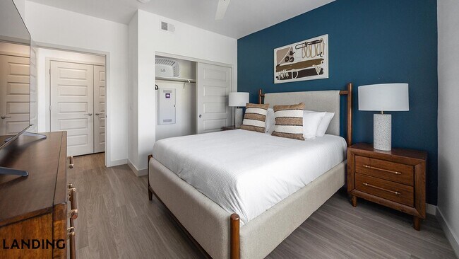 9275 N 29th Ave Unit 3005