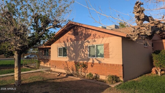 Photo - 305 S Monterey St