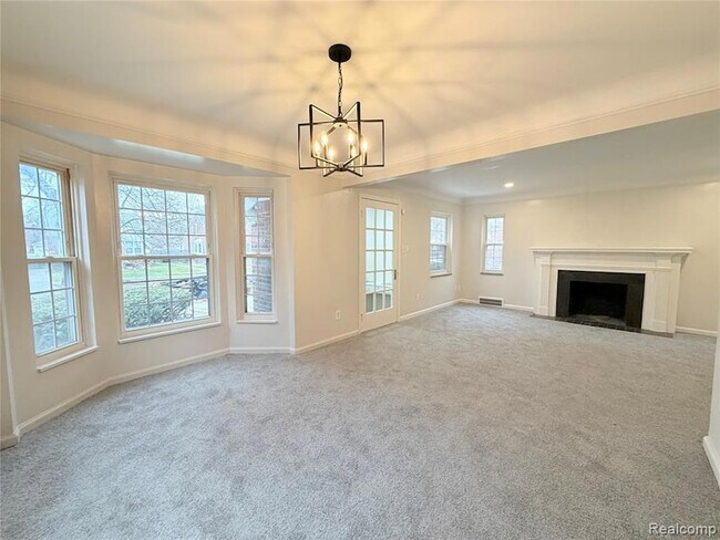 Photo - 9832 Balfour Rd