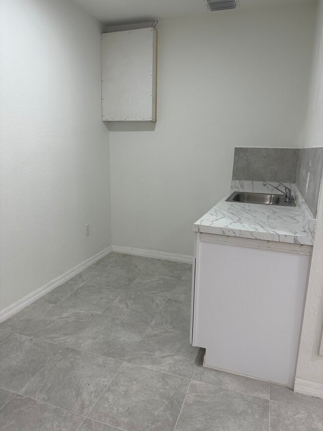 Photo - 9860 SW 161st Ave