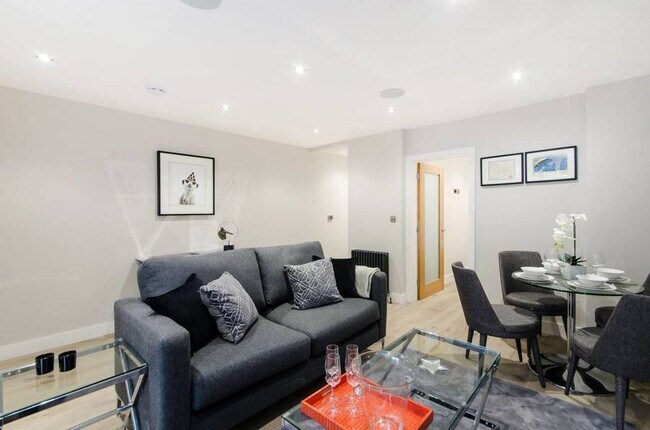 Photo - Furnished 1B private units with parking an... Unit Apt 3