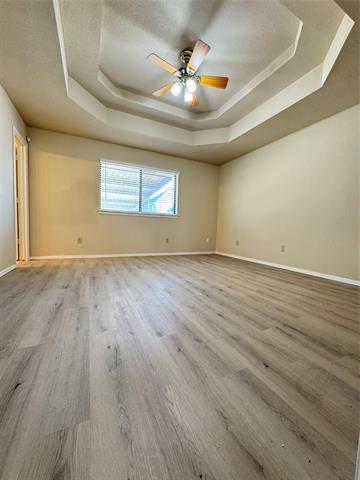 Photo - 528 Post Oak Ln