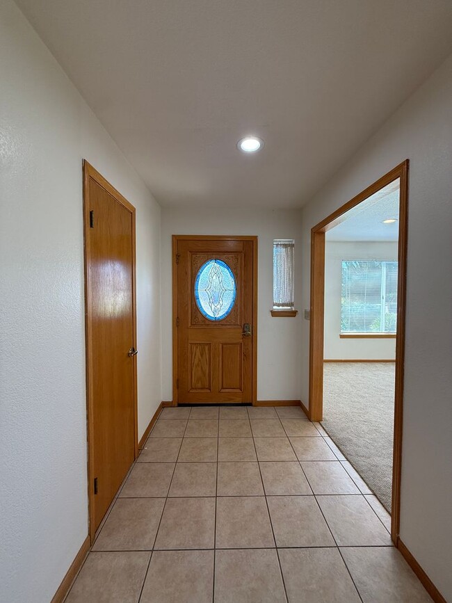 Photo - Beautiful Orcutt Custom Single Story Home on a Cul-De-Sac in Creekside Development