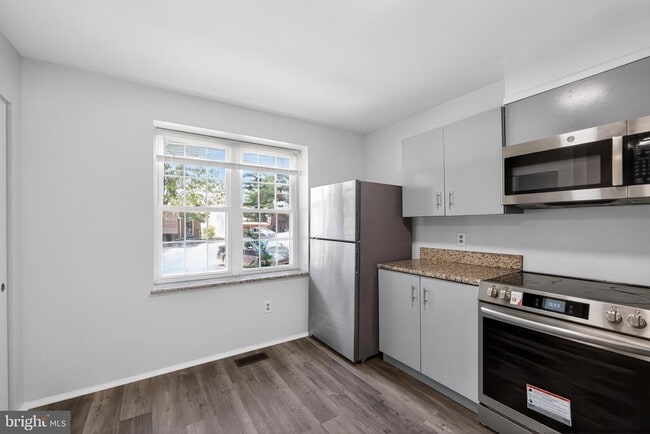 Photo - 17 Wellspring Cir