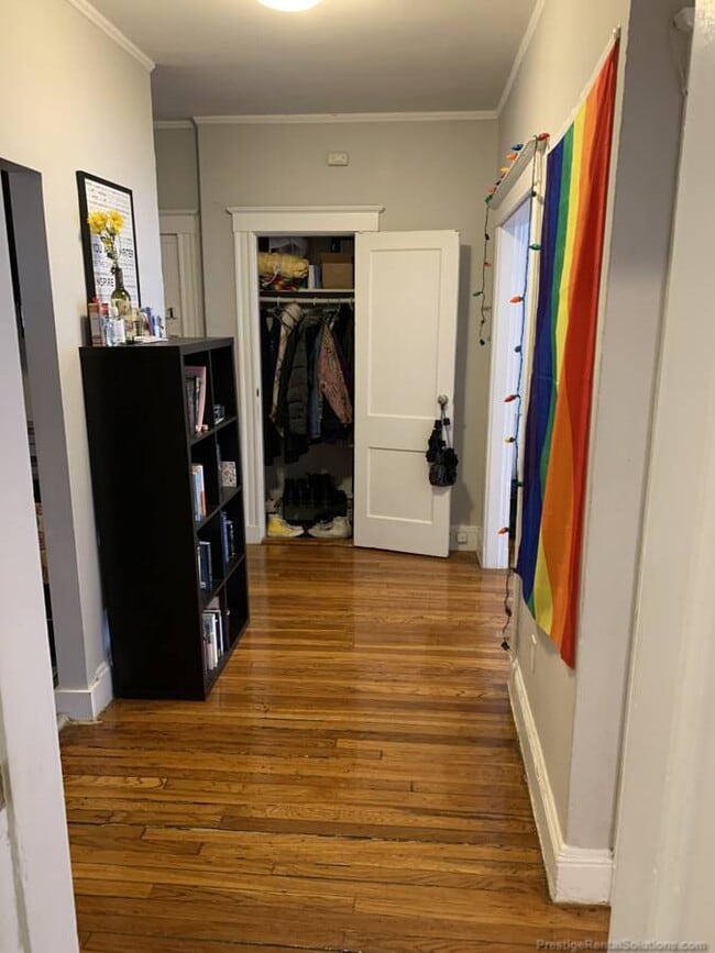 Photo - 170 Kelton St Unidad 2