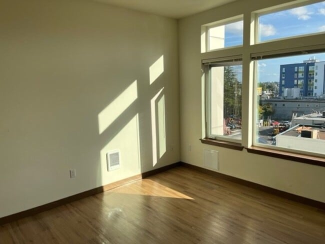 Photo - Midtown Flats