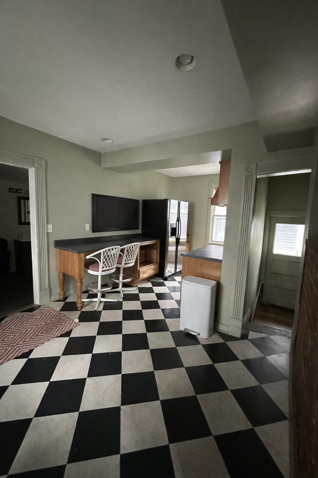 Photo - Amazing 4 Bed 2 Bath close to UWEC!