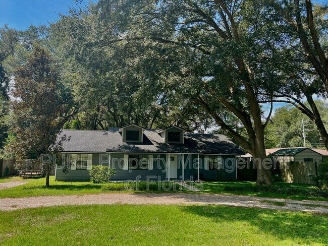 Building Photo - 70 Almond Rd