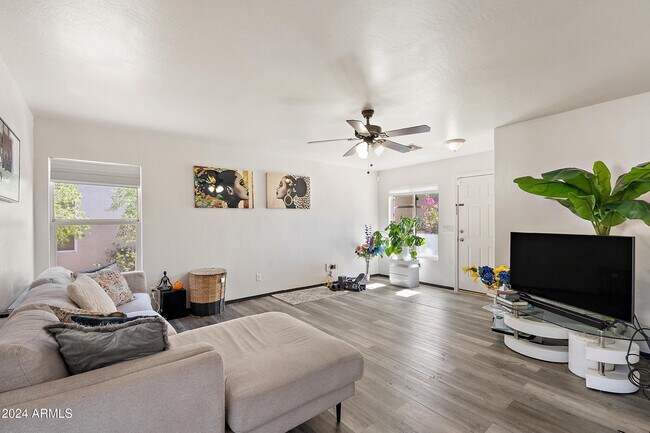 Photo - 12036 W Larkspur Rd