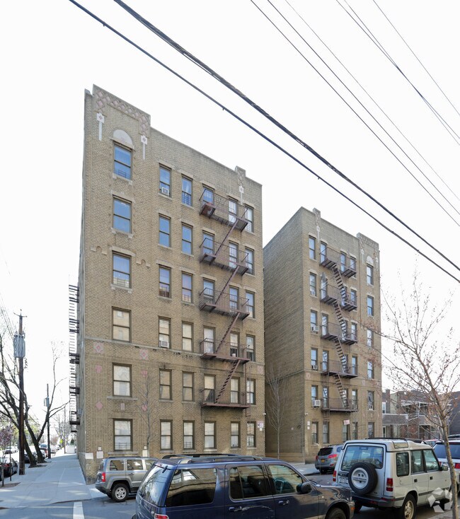 Photo - Williams Bridge