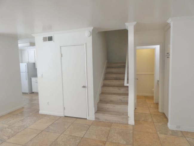 Photo - 350 Chestnut Ave