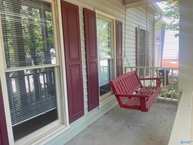 Photo - 108 Suffolk Dr