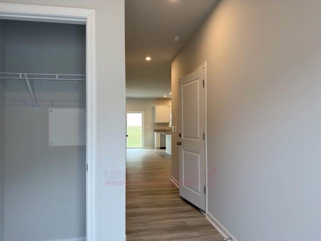 Photo - 167 Randwick Ln