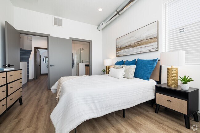 1st Bedroom 2