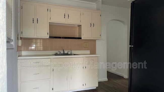 Photo - 200 W Arroyo Ave Unit B