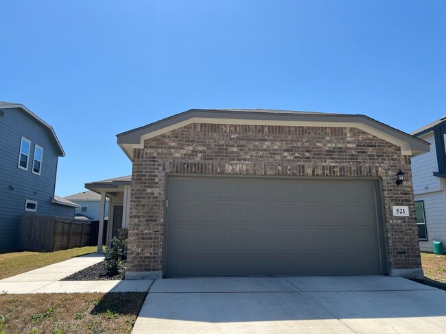 Beautiful 3/2 Single Story in Seguin, Texa... - Beautiful 3/2 Single Story in Seguin, Texa... Casa