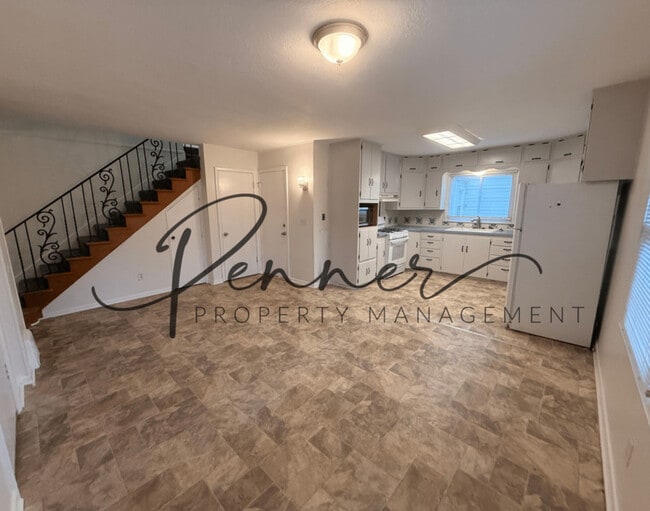 Photo - 1212 W 26th St S