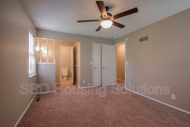 Photo - 10408 Smalley Ct