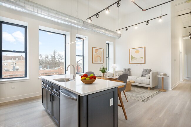 Photo - 3801 W 26th St