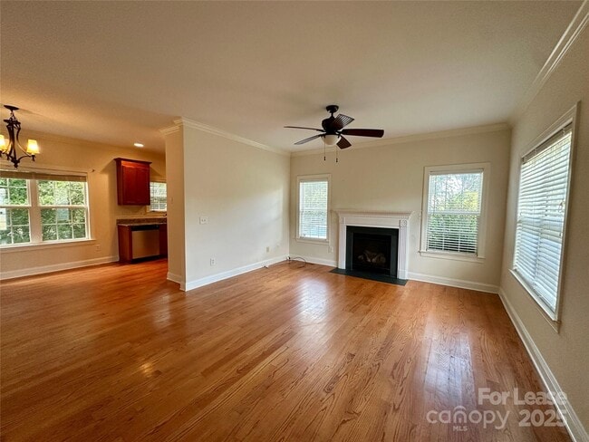 Photo - 3351 Robinwood Rd