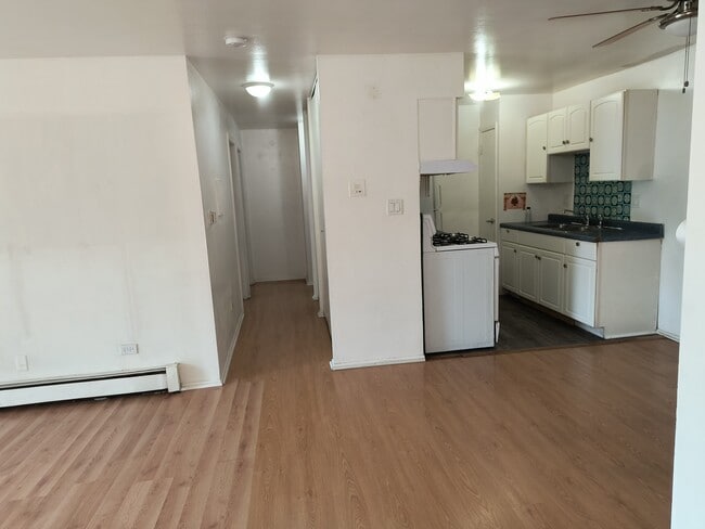 Photo - 670 Hill Dr Unit 209