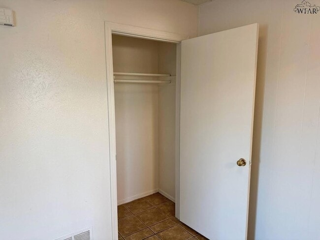 Photo - 1611 Bell St