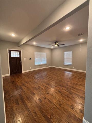 Building Photo - 704 S Clinton Ave