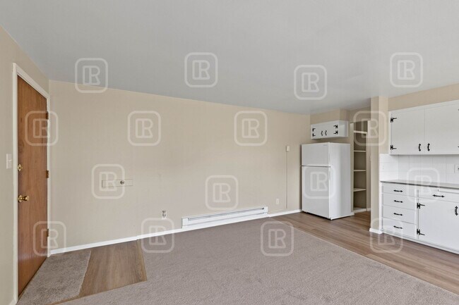 Photo - 504 S Madison St Unidad 3