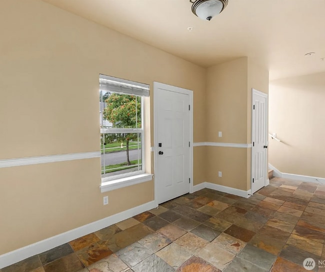 Photo - Rent: $2500 - 2 bed Condo Unit 105