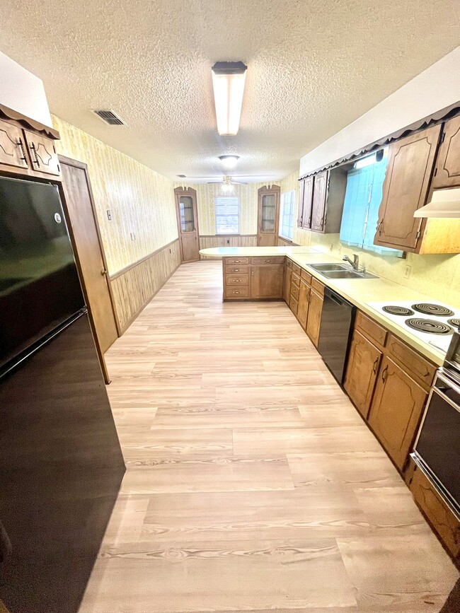 Photo - 4242 US Highway 287 Access Rd N Unit Apartment