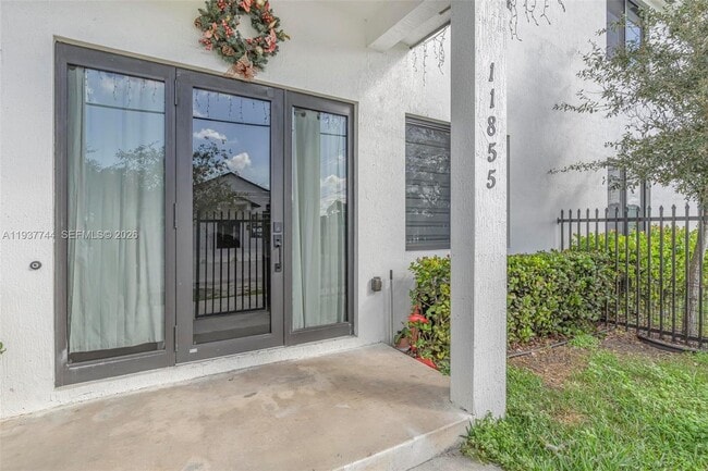 Photo - 11851 SW 220th St