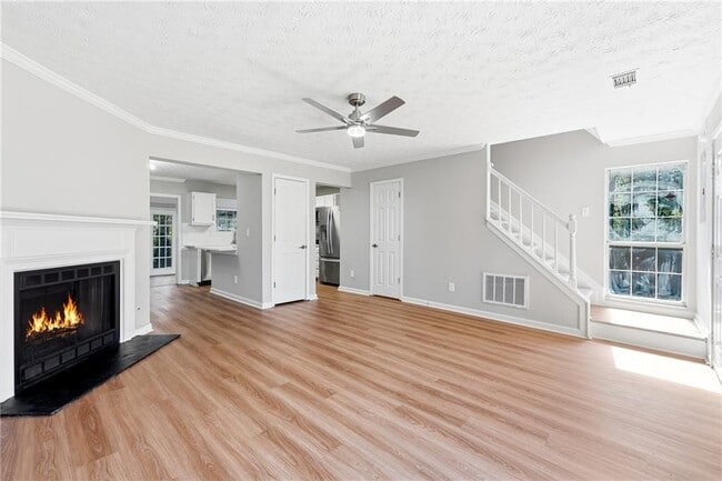 Photo - 5651 Wells Cir